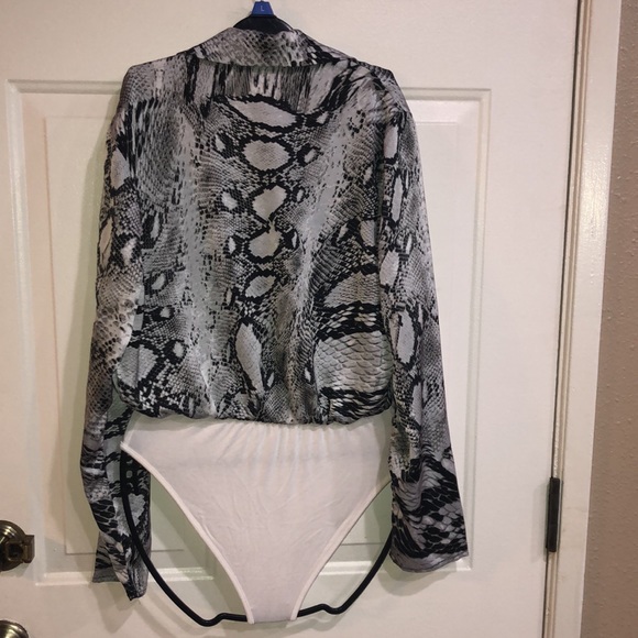 Body suit - Picture 3 of 3